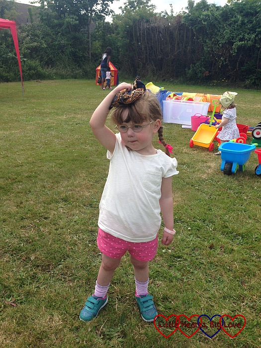Beanbag race - Jessica's first sports day - Little Hearts, Big Love