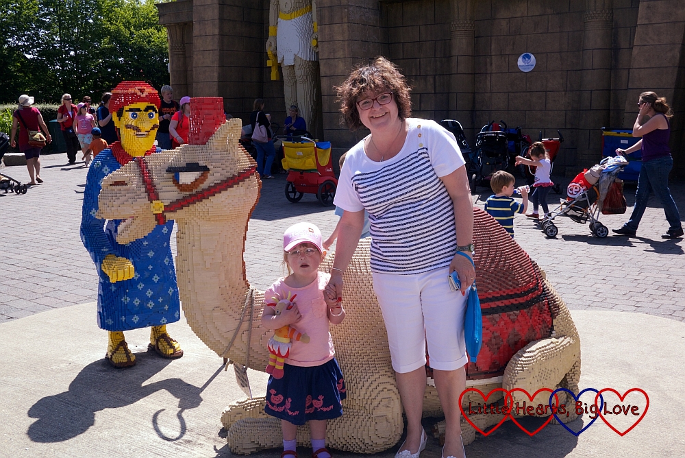 Visiting Legoland - The Friday Focus 10/07/15 - Little Hearts, Big Love
