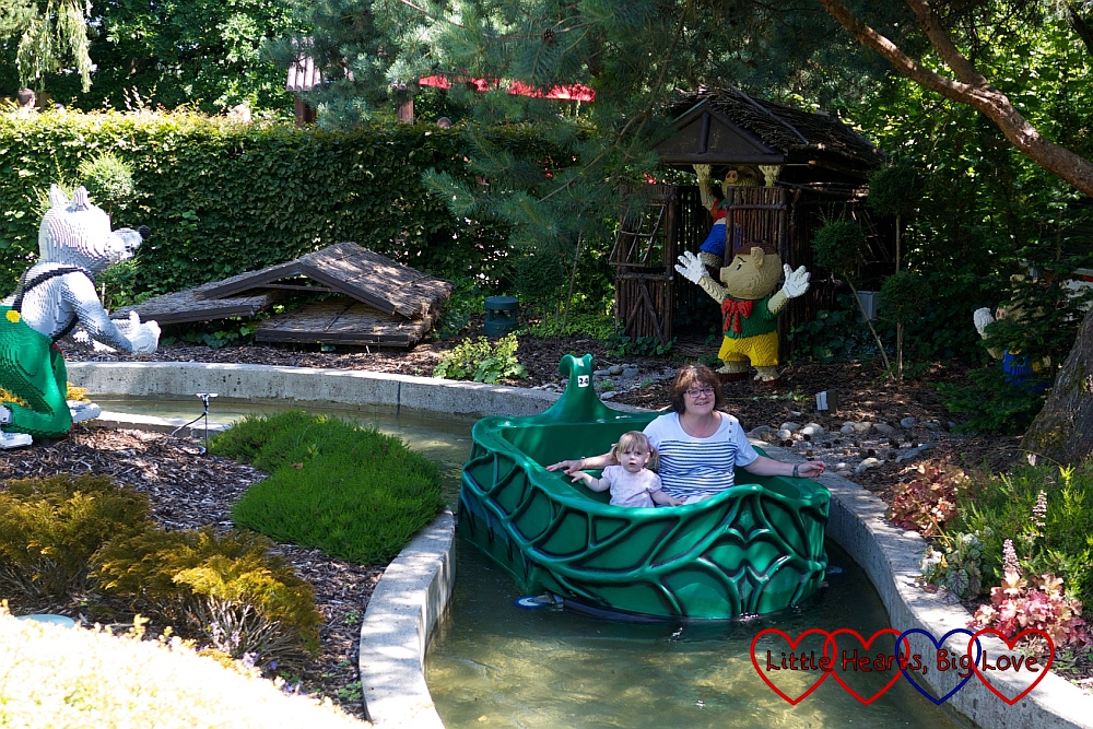 Visiting Legoland - The Friday Focus 10/07/15 - Little Hearts, Big Love