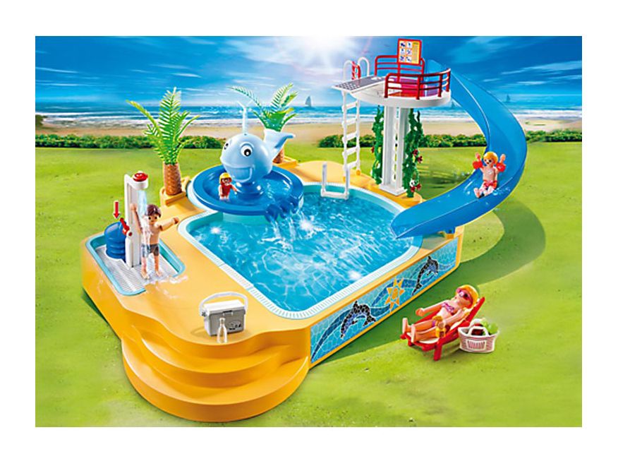 Playmobil Children's Pool with Water Fountain - 5 birthday present ideas from Oldrids for toddlers and pre-schoolers - Little Hearts, Big Love