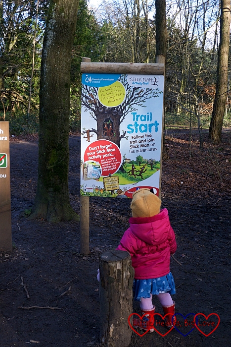The start of the trail - The Stick Man Trail at Wendover Woods - Little Hearts, Big Love