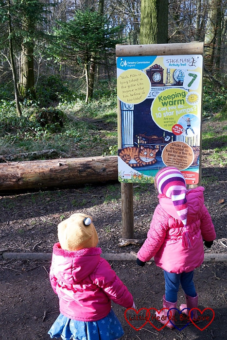 Star jump sign - The Stick Man Trail at Wendover Woods - Little Hearts, Big Love