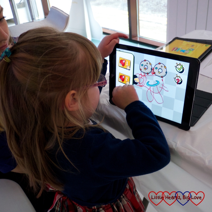 Bringing drawings to life with the BIC® Kids DrawyBook app - Little Hearts, Big Love