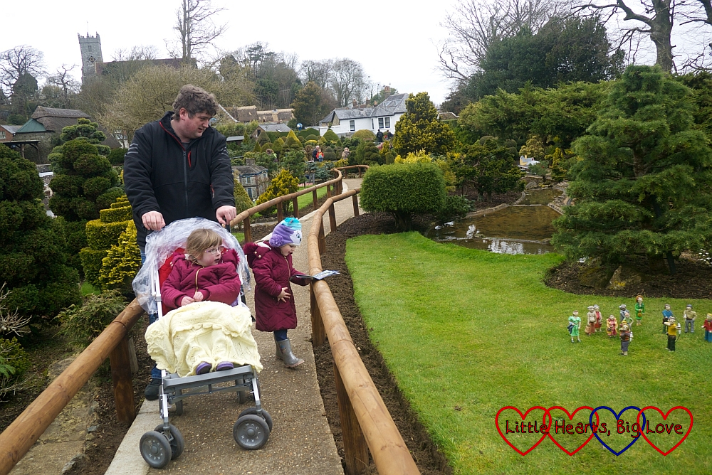 Hubby, Jessica and Sophie at Godshill Model Village