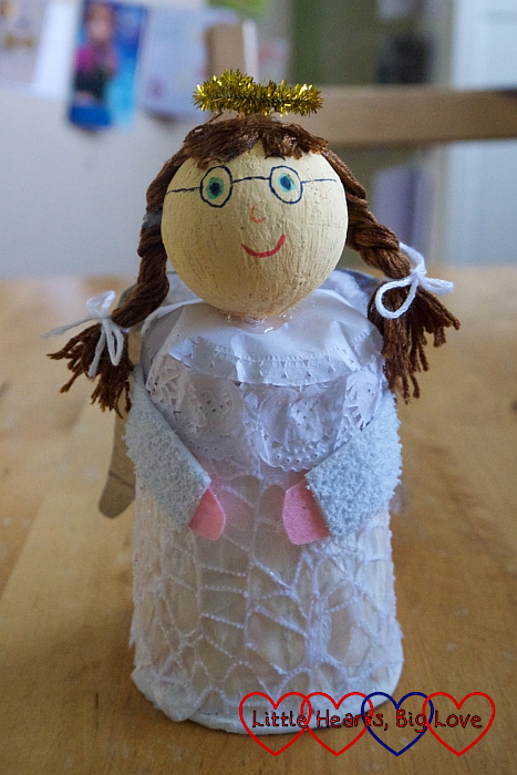 The finished angel with two plaits