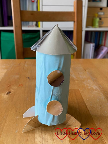 Learning through play: Moon landing crafts for small world play ...