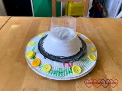 Crafting with kids: paper plate flying saucer - Little Hearts, Big Love