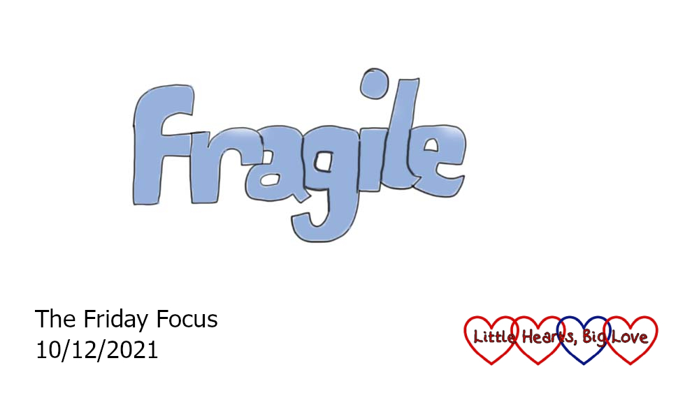 The word 'fragile' in blue
